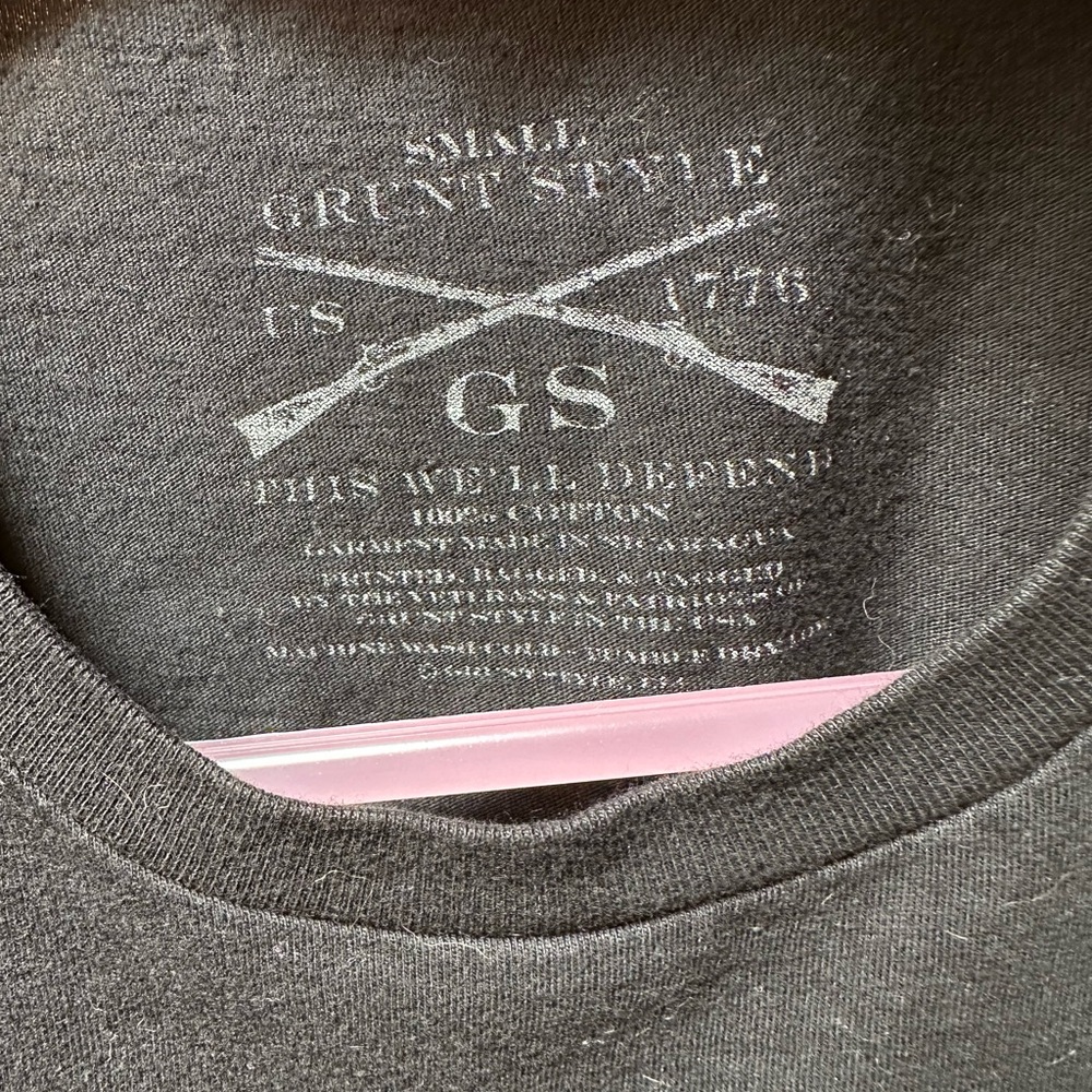 Grunt Style Black Graphic T-Shirt - Picture 3 of 3